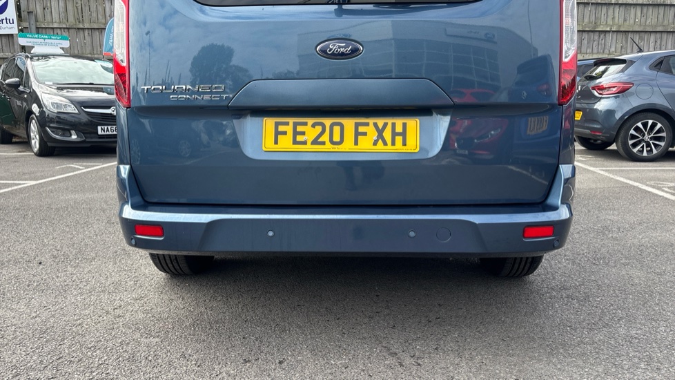 Ford Tourneo Connect 1.5 EcoBlue 120 Titanium 5dr Powershift Diesel Estate - Image 24