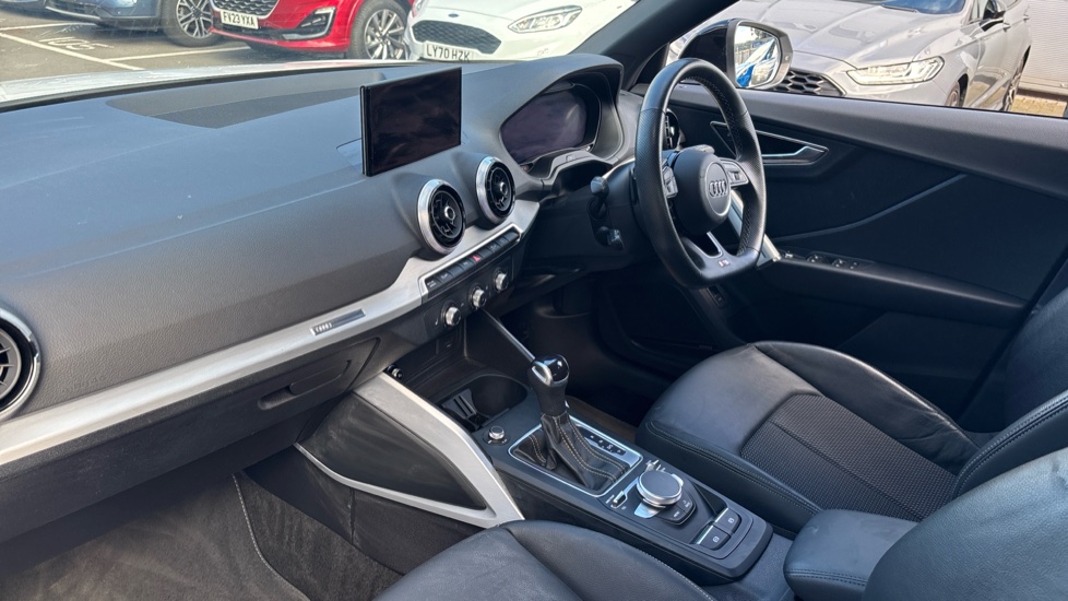 Audi Q2 35 TFSI Black Edition 5dr S Tronic Petrol Estate - Image 9