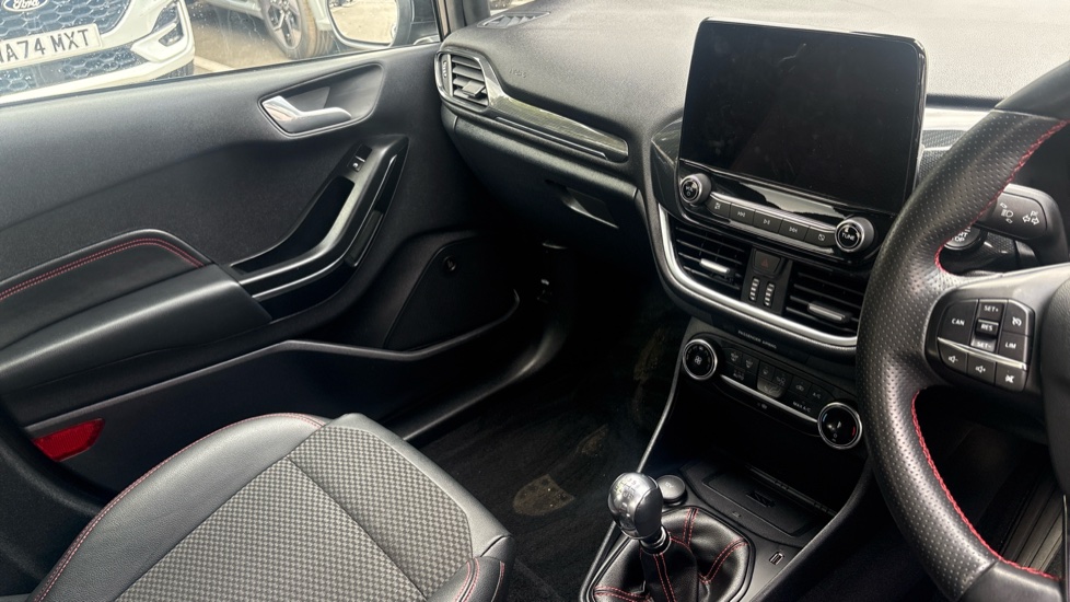 Ford Fiesta 1.0 EcoBoost Hybrid mHEV 155 ST-Line X Edition 5dr Petrol Hatchback - Image 14