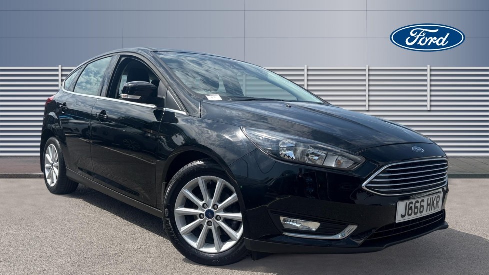 Ford Focus 1.0 EcoBoost 125 Titanium 5dr Petrol Hatchback - Image 1