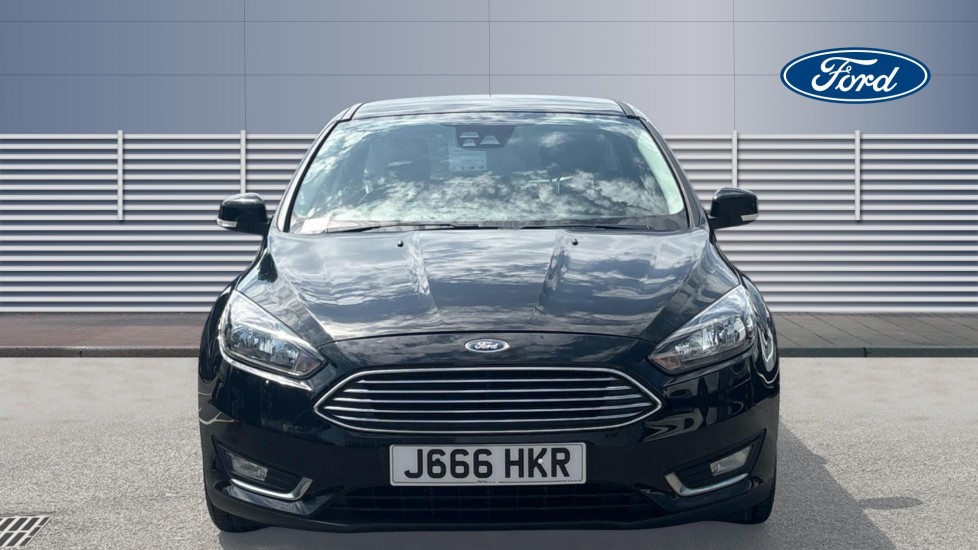 Ford Focus 1.0 EcoBoost 125 Titanium 5dr Petrol Hatchback - Image 3