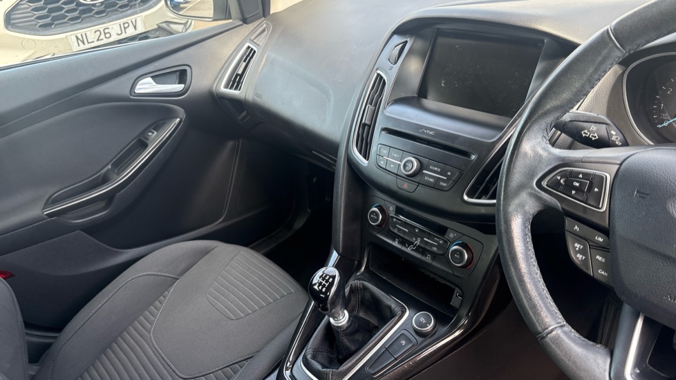 Ford Focus 1.0 EcoBoost 125 Titanium 5dr Petrol Hatchback - Image 14