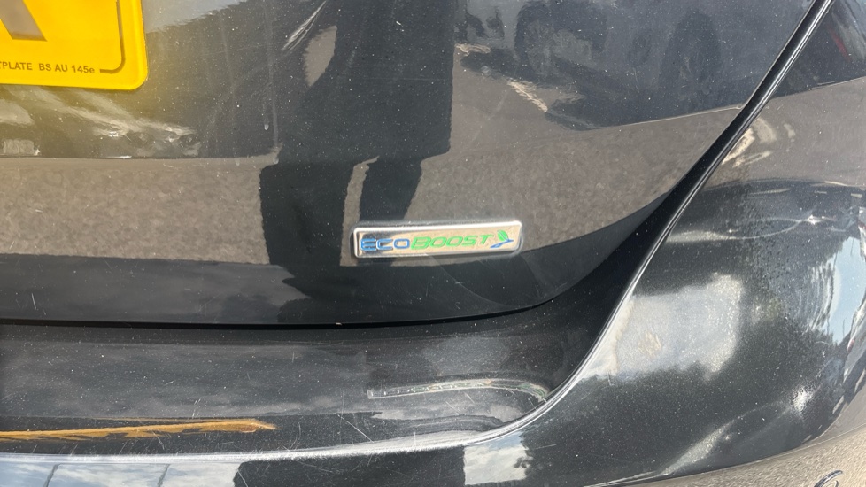 Ford Focus 1.0 EcoBoost 125 Titanium 5dr Petrol Hatchback - Image 23