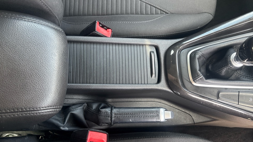 Ford Focus 1.0 EcoBoost 125 Titanium 5dr Petrol Hatchback - Image 26
