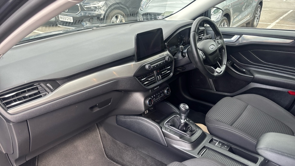 Ford Focus 1.0 EcoBoost Hybrid mHEV 125 Titanium Edition 5dr Petrol Hatchback - Image 9