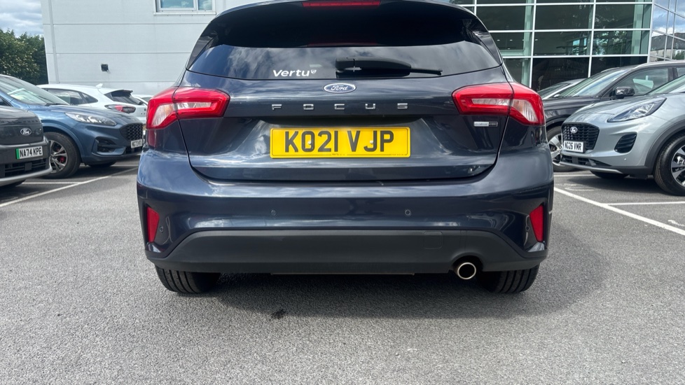 Ford Focus 1.0 EcoBoost Hybrid mHEV 125 Titanium Edition 5dr Petrol Hatchback - Image 24