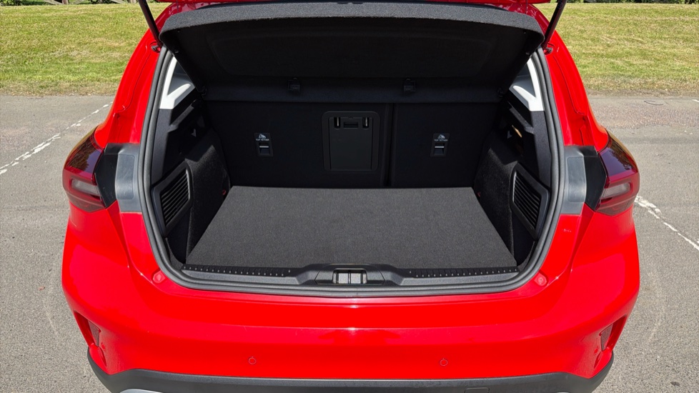 Ford Focus 1.0 EcoBoost Hybrid mHEV 155 Active X 5dr Auto Petrol Hatchback - Image 4