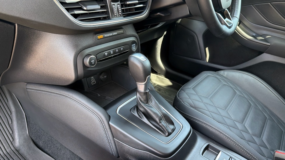 Ford Focus 1.0 EcoBoost Hybrid mHEV 155 Active X 5dr Auto Petrol Hatchback - Image 13