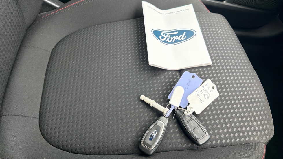 Ford Focus 1.0 EcoBoost ST-Line 5dr Petrol Hatchback - Image 19