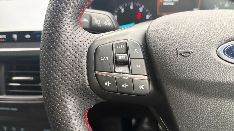 Ford Focus 1.0 EcoBoost ST-Line 5dr Petrol Hatchback - Image 23