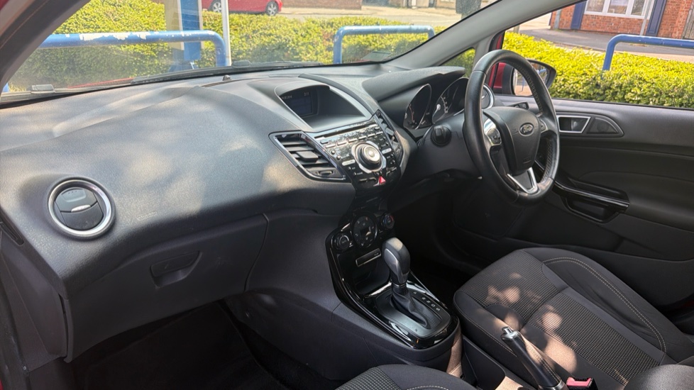 Ford Fiesta 1.0 EcoBoost Titanium 5dr Powershift Petrol Hatchback - Image 9