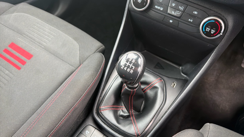 Ford Fiesta 1.0 EcoBoost ST-Line 5dr Petrol Hatchback - Image 13