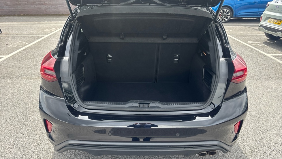 Ford Focus 1.0 EcoBoost ST-Line 5dr Petrol Hatchback - Image 4