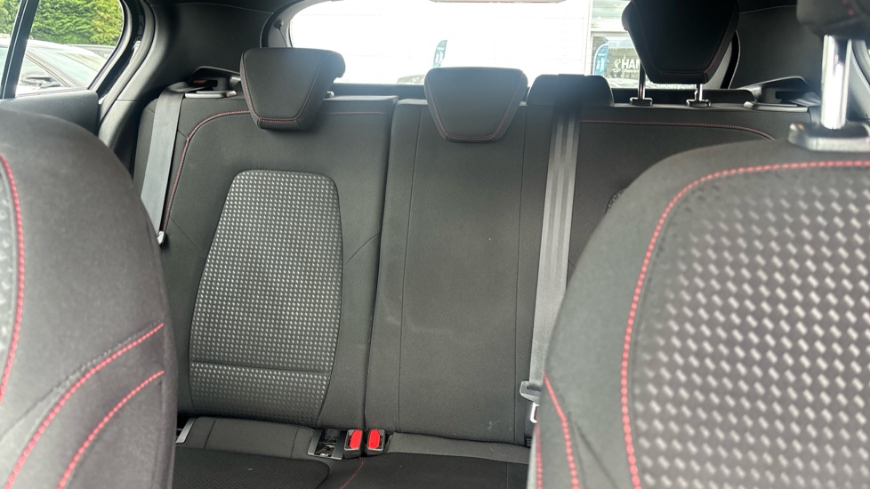 Ford Focus 1.0 EcoBoost ST-Line 5dr Petrol Hatchback - Image 15