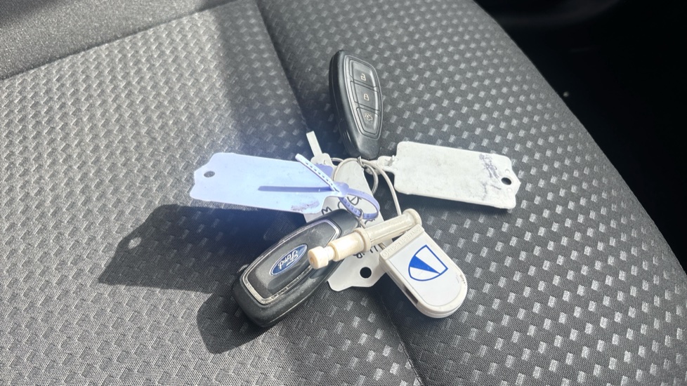Ford Focus 1.0 EcoBoost ST-Line 5dr Petrol Hatchback - Image 19