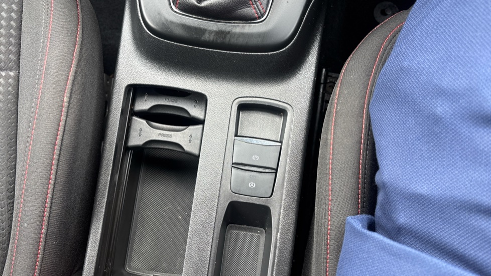 Ford Focus 1.0 EcoBoost ST-Line 5dr Petrol Hatchback - Image 31