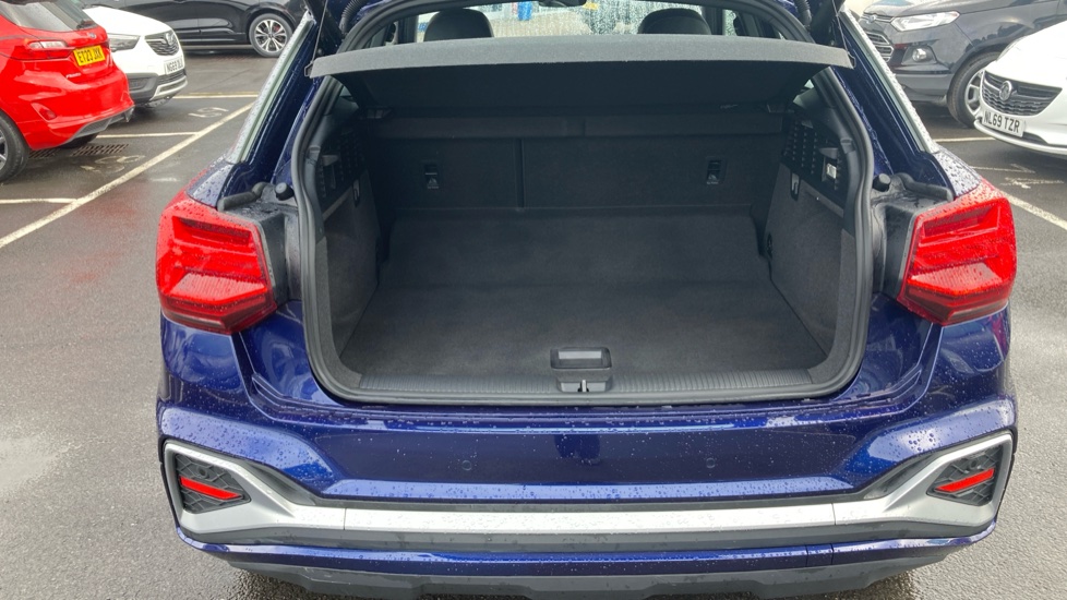 Audi Q2 35 TFSI S Line 5dr S Tronic Petrol Estate - Image 4