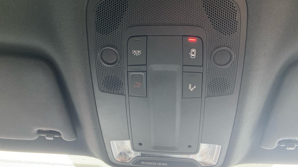Audi Q2 35 TFSI S Line 5dr S Tronic Petrol Estate - Image 36