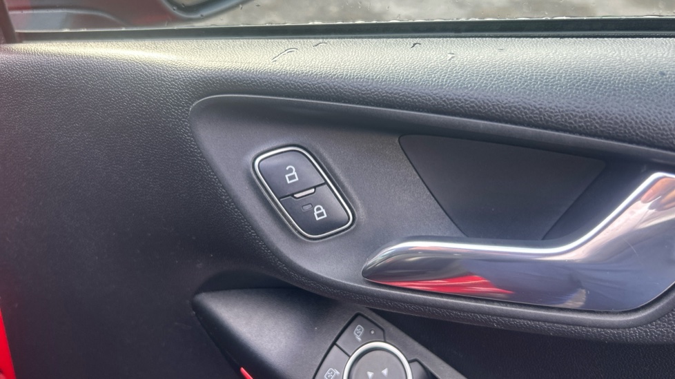 Ford Fiesta 1.0 EcoBoost ST-Line X 5dr Auto Petrol Hatchback - Image 28