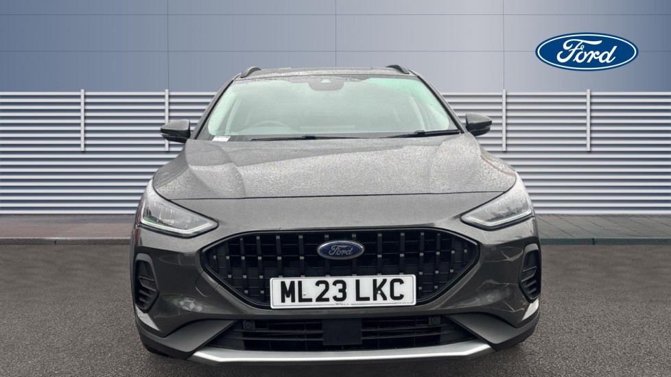 Ford Focus 1.0 EcoBoost Active 5dr Petrol Hatchback - Image 3