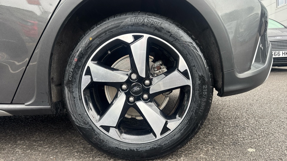 Ford Focus 1.0 EcoBoost Active 5dr Petrol Hatchback - Image 7