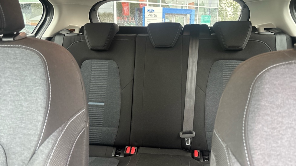Ford Focus 1.0 EcoBoost Active 5dr Petrol Hatchback - Image 15