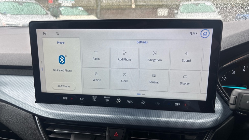 Ford Focus 1.0 EcoBoost Active 5dr Petrol Hatchback - Image 40