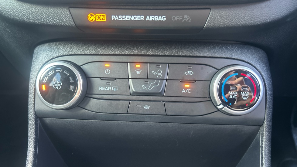 Ford Fiesta 1.0 EcoBoost Active 5dr Petrol Hatchback - Image 34