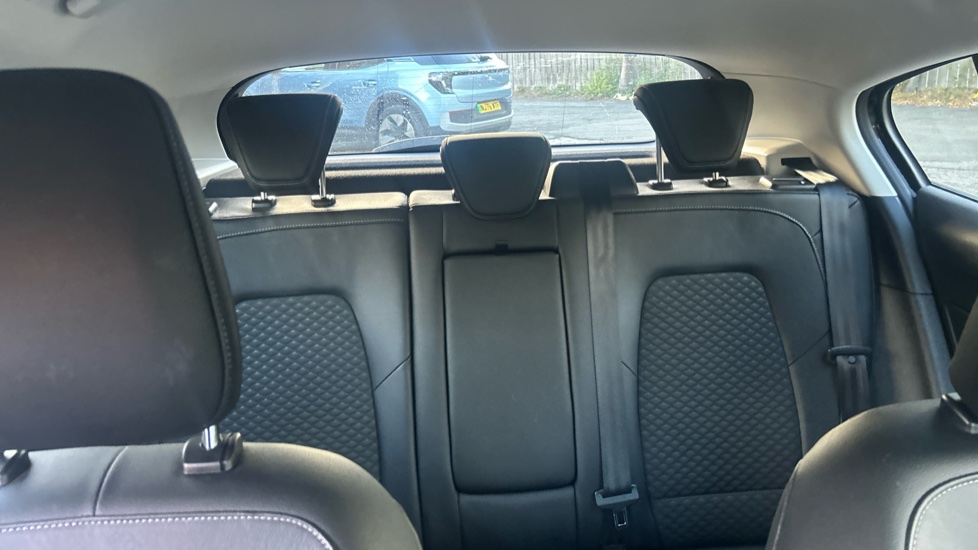 Ford Focus 1.0 EcoBoost Hybrid mHEV 125 Titanium X Ed 5dr Petrol Hatchback - Image 15