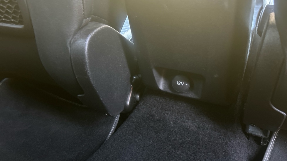 Ford Focus 1.0 EcoBoost Hybrid mHEV 125 Titanium X Ed 5dr Petrol Hatchback - Image 27