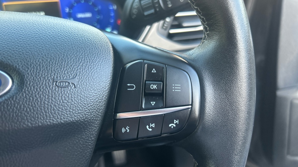 Ford Focus 1.0 EcoBoost Hybrid mHEV 125 Titanium X Ed 5dr Petrol Hatchback - Image 33