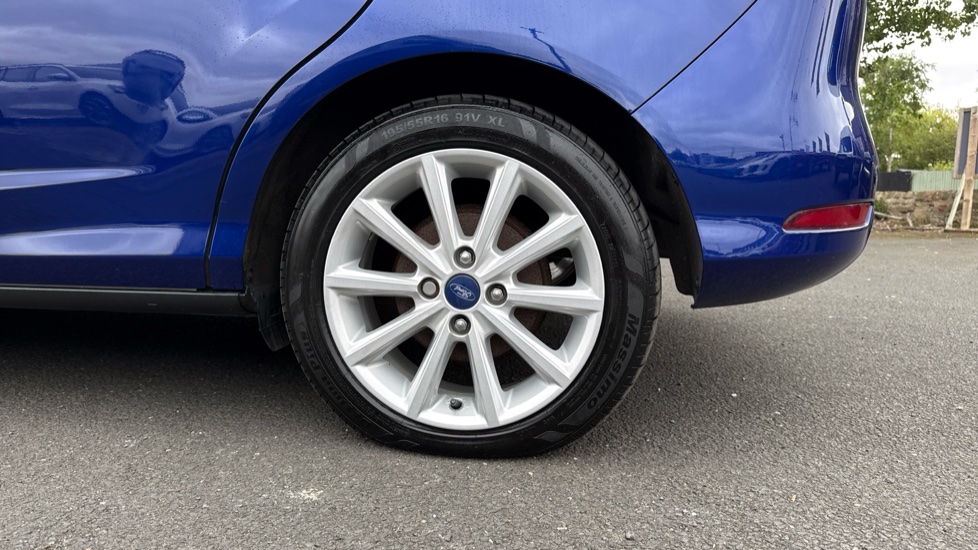Ford B-MAX 1.6 Titanium 5dr Powershift Petrol Hatchback - Image 7