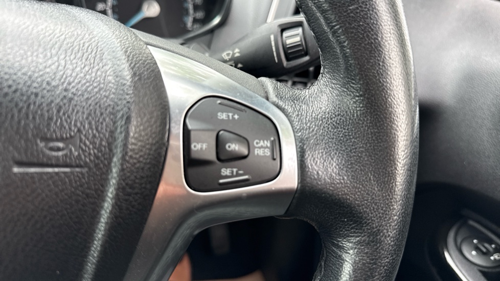 Ford B-MAX 1.6 Titanium 5dr Powershift Petrol Hatchback - Image 27