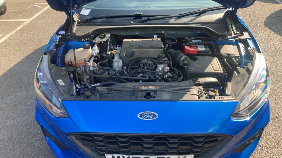 Ford Focus 1.0 EcoBoost Hybrid mHEV 125 ST-Line X Edition 5dr Petrol Hatchback - Image 8