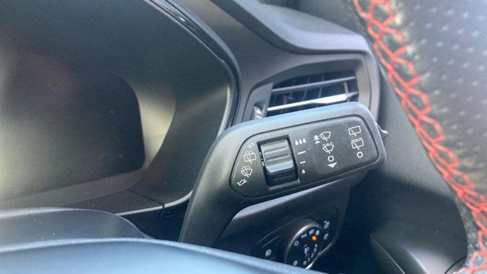 Ford Focus 1.0 EcoBoost Hybrid mHEV 125 ST-Line X Edition 5dr Petrol Hatchback - Image 25