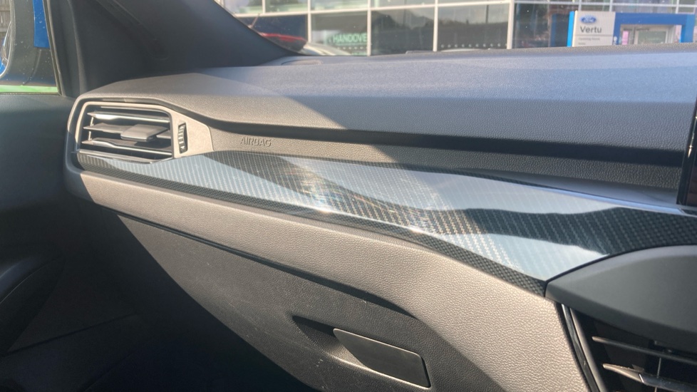 Ford Focus 1.0 EcoBoost Hybrid mHEV 125 ST-Line X Edition 5dr Petrol Hatchback - Image 28