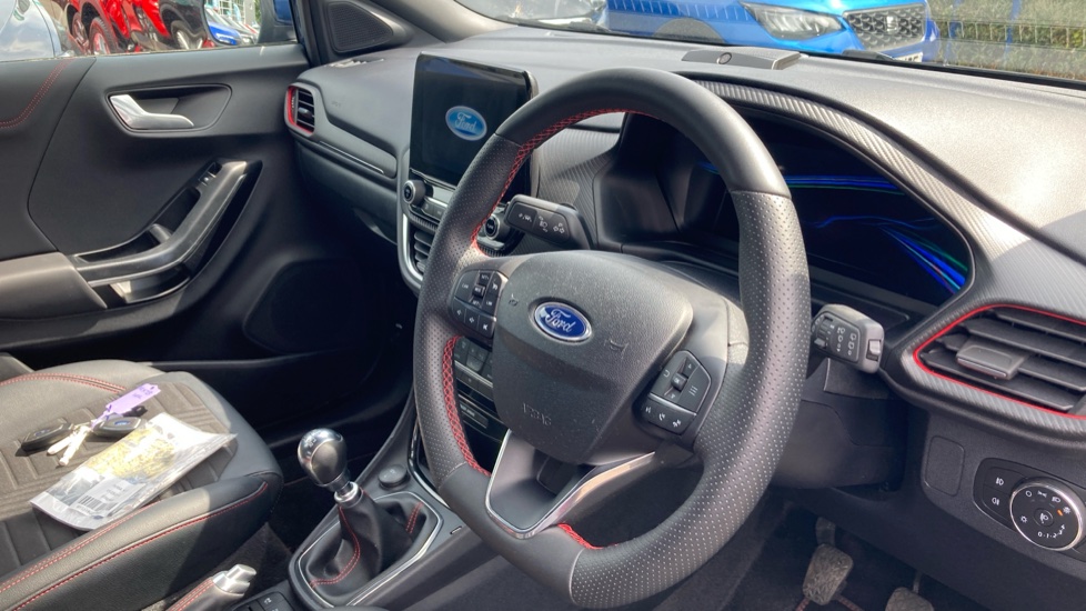 Ford Puma 1.0 EcoBoost Hybrid mHEV ST-Line X 5dr Petrol Hatchback - Image 11