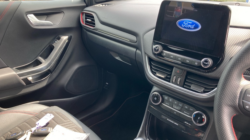 Ford Puma 1.0 EcoBoost Hybrid mHEV ST-Line X 5dr Petrol Hatchback - Image 14