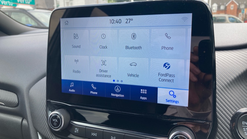 Ford Puma 1.0 EcoBoost Hybrid mHEV ST-Line X 5dr Petrol Hatchback - Image 32
