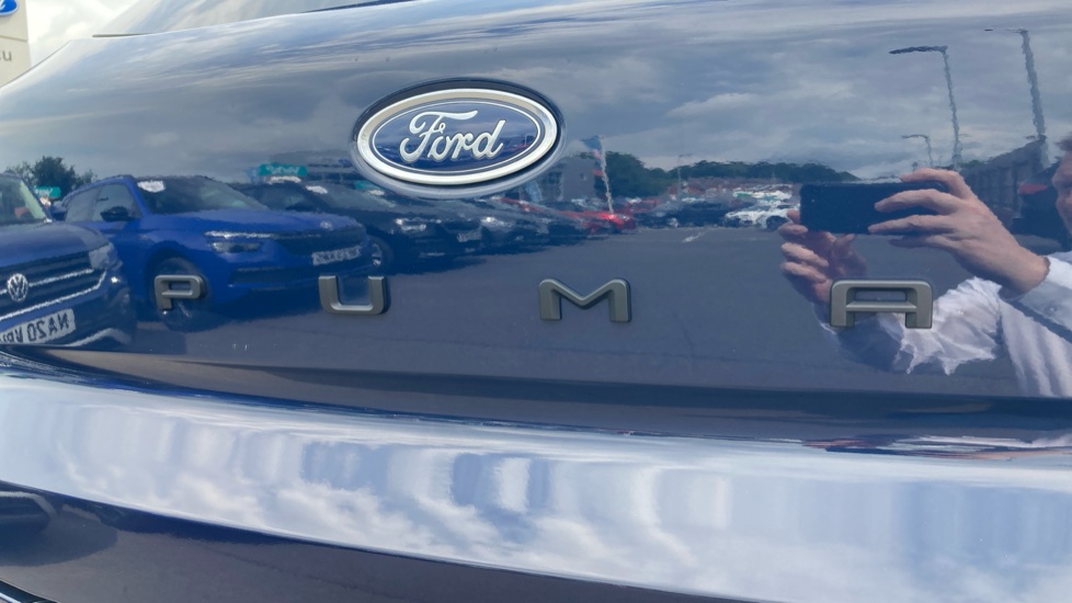 Ford Puma 1.0 EcoBoost Hybrid mHEV ST-Line X 5dr Petrol Hatchback - Image 41