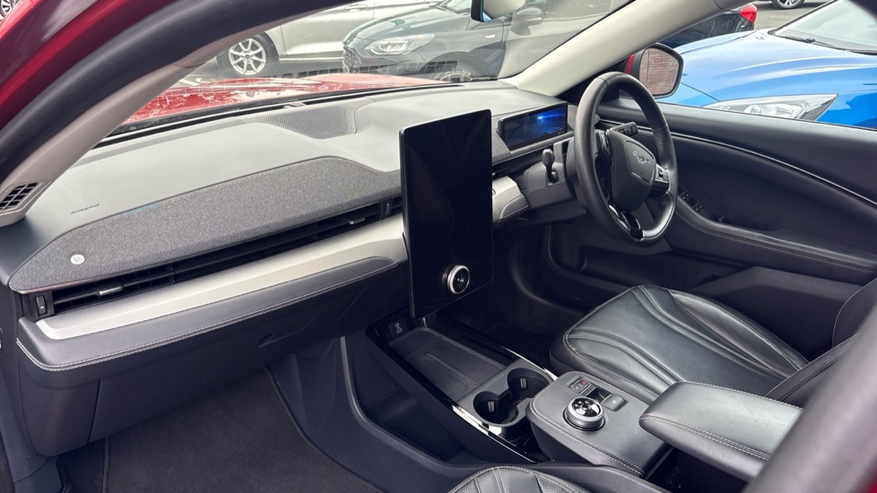 Ford Mustang Mach-E 216kW Extended Range 88kWh RWD 5dr Auto Electric Estate - Image 9