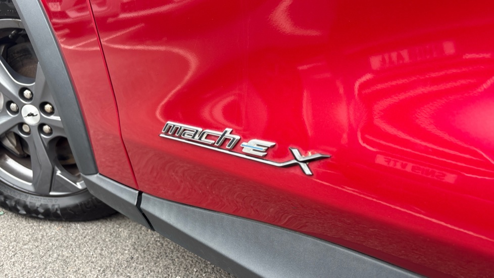 Ford Mustang Mach-E 216kW Extended Range 88kWh RWD 5dr Auto Electric Estate - Image 25
