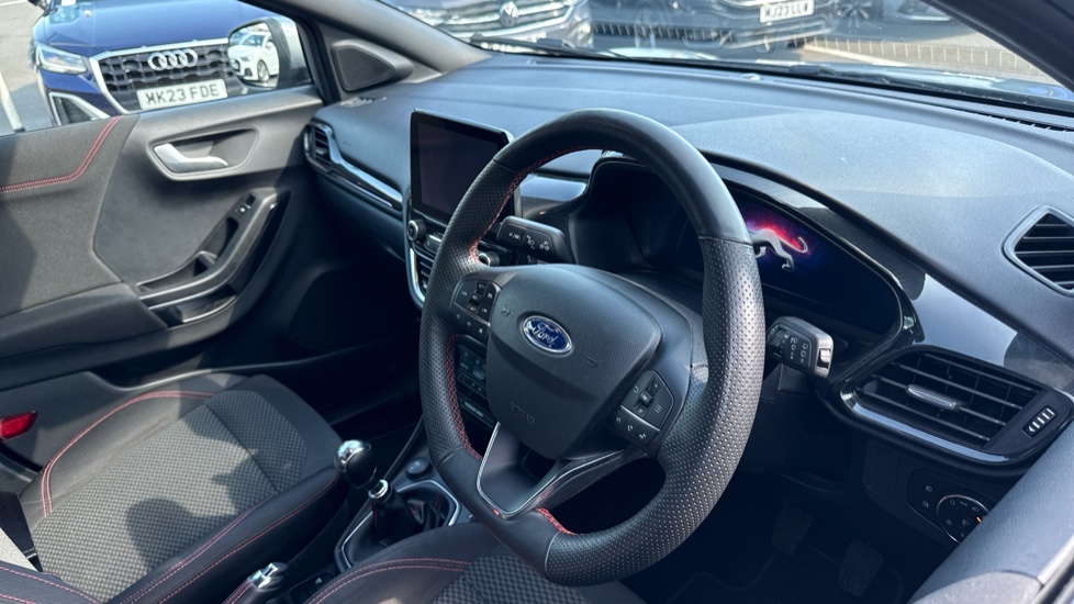 Ford Puma 1.0 EcoBoost Hybrid mHEV ST-Line 5dr Petrol Hatchback - Image 11