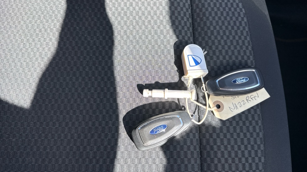 Ford Puma 1.0 EcoBoost Hybrid mHEV ST-Line 5dr Petrol Hatchback - Image 20