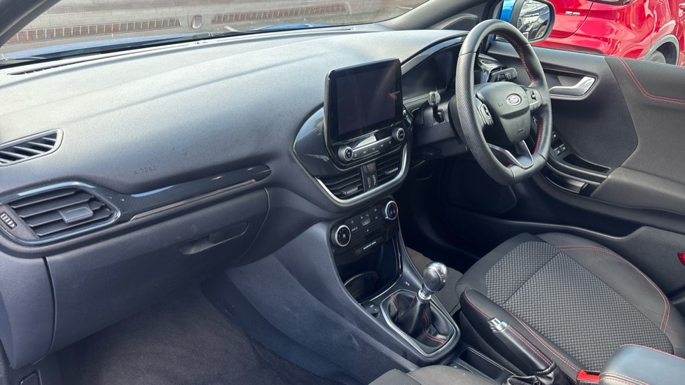 Ford Puma 1.0 EcoBoost Hybrid mHEV ST-Line 5dr Petrol Hatchback - Image 9