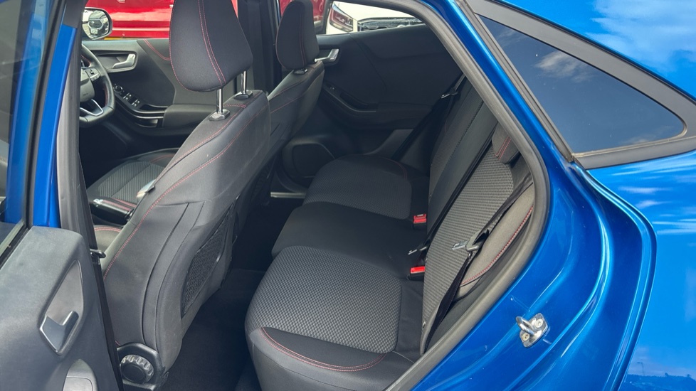 Ford Puma 1.0 EcoBoost Hybrid mHEV ST-Line 5dr Petrol Hatchback - Image 16