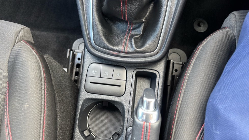 Ford Puma 1.0 EcoBoost Hybrid mHEV ST-Line 5dr Petrol Hatchback - Image 29