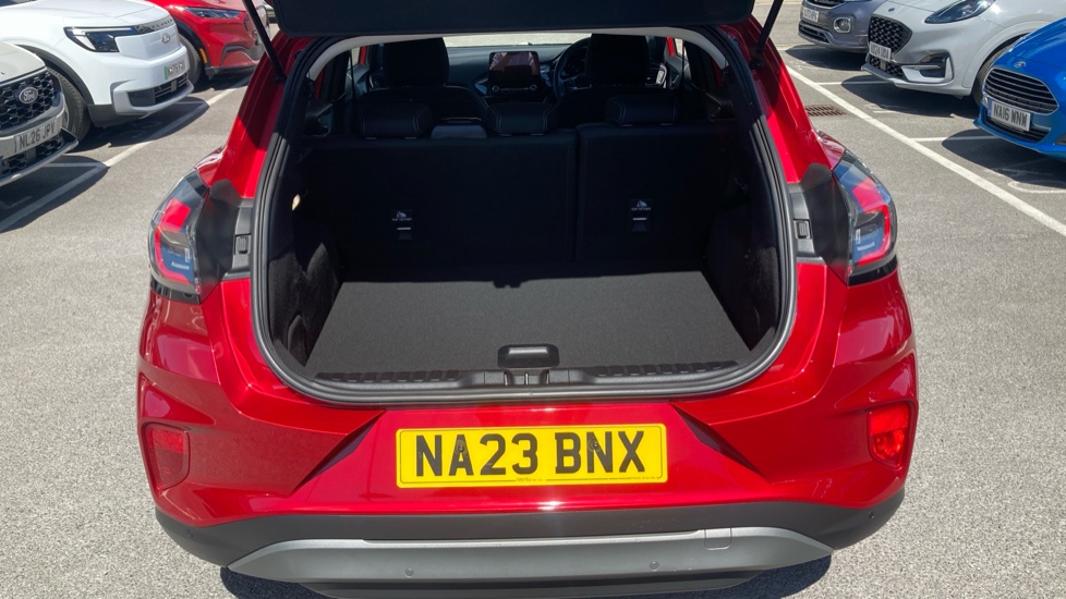 Ford Puma 1.0 EcoBoost Hybrid mHEV Titanium 5dr Petrol Hatchback - Image 4