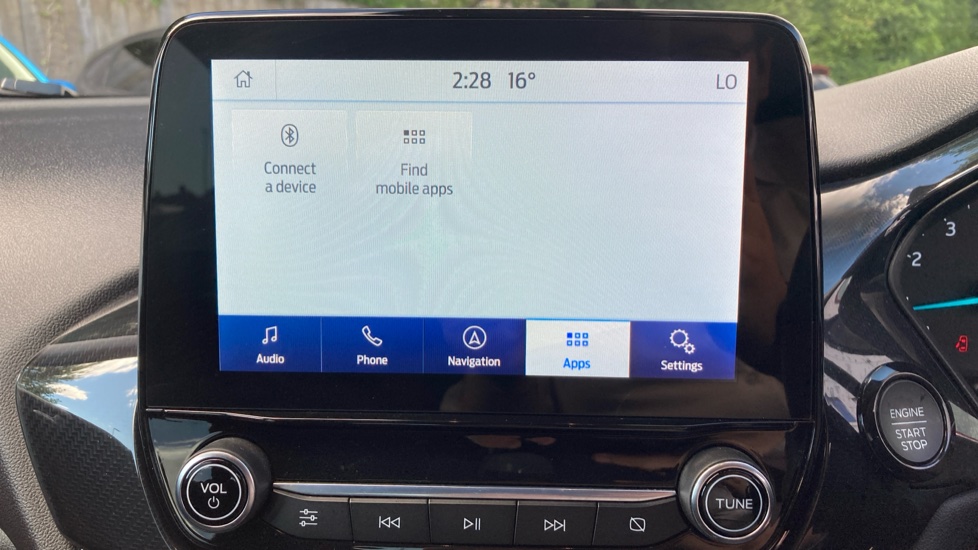 Ford Puma 1.0 EcoBoost Hybrid mHEV Titanium 5dr Petrol Hatchback - Image 38