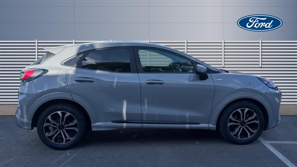 Ford Puma 1.0 EcoBoost Hybrid mHEV ST-Line 5dr Petrol Hatchback - Image 5